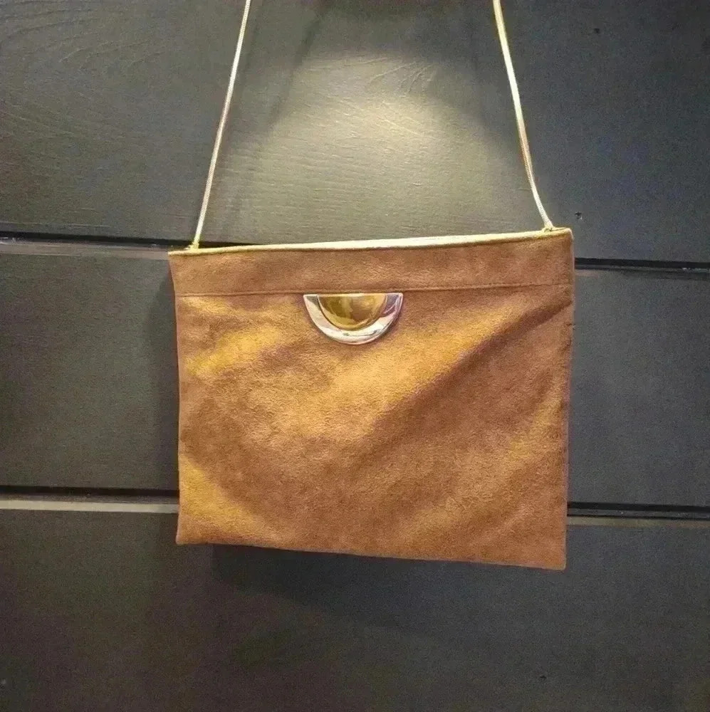 Vintage brown Reva Ultra Suede Shoulder Bag Clutch‎